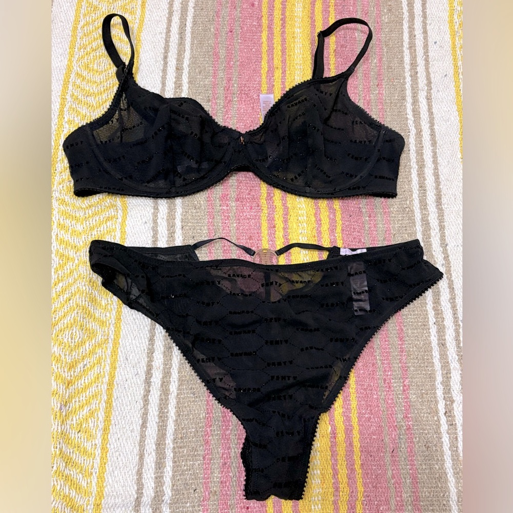 SavagexFenty bra and panties set